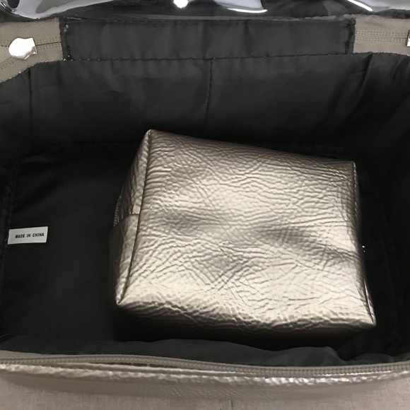 Cosmetic Bag - Picture 5 of 8